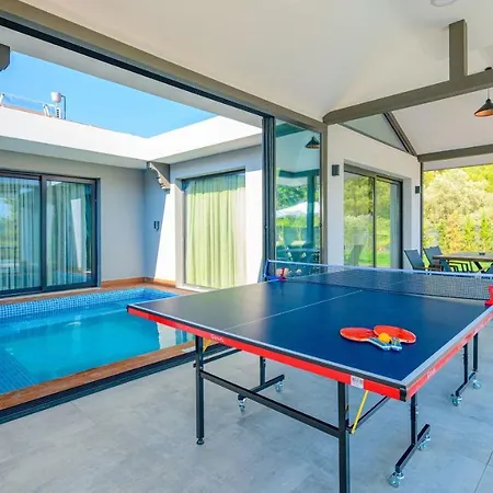 Oreo - 3 Bedroom Holiday With Jaccuzi In Yesiluezuemlue 페티예