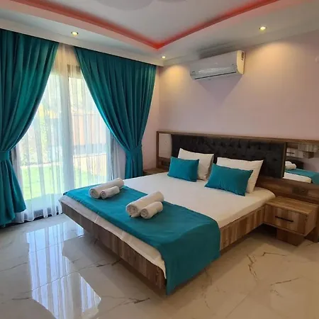 ヴィラ Oreo - 3 Bedroom Holiday With Jaccuzi In Yesiluezuemlue
