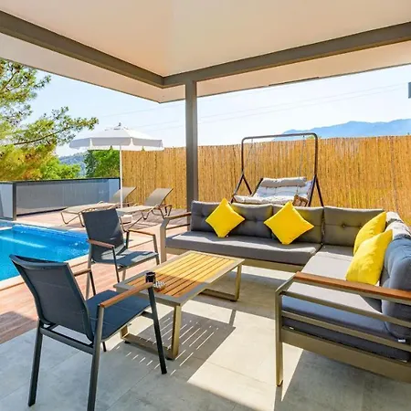 ヴィラ Oreo - 3 Bedroom Holiday With Jaccuzi In Yesiluezuemlue *