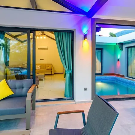 ヴィラ Oreo - 3 Bedroom Holiday With Jaccuzi In Yesiluezuemlue