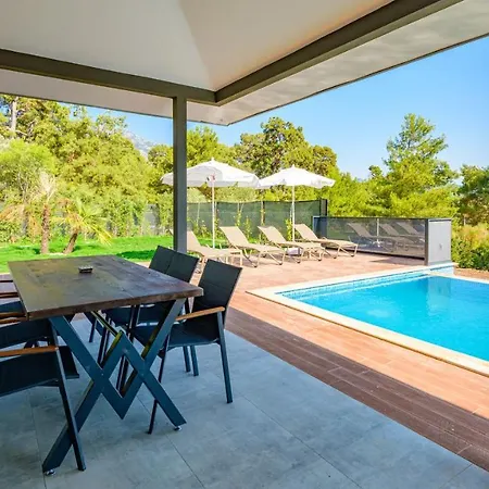 Oreo - 3 Bedroom Holiday With Jaccuzi In Yesiluezuemlue Βίλα Φετιγιέ