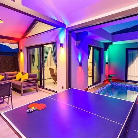 Βίλα Oreo - 3 Bedroom Holiday With Jaccuzi In Yesiluezuemlue